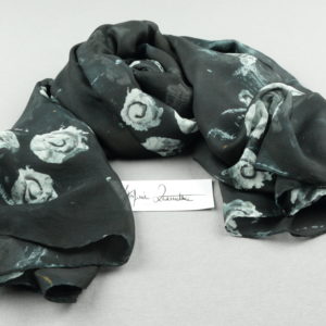 “Soffio di Purezza” foulard (small roses)